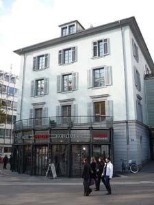 В доме на Штадельхоферштрассе 10 Монаковы жили с 1891 по 1898 год. Нейроанатомическая лаборатория располагалась здесь до 1913 года. Фото: А.Б.Сычёв